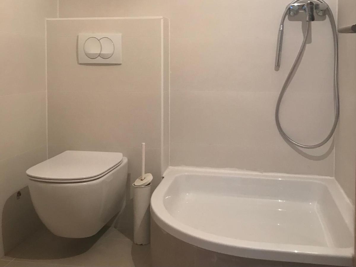 Guesthouse - Hotel California Novalja Dış mekan fotoğraf